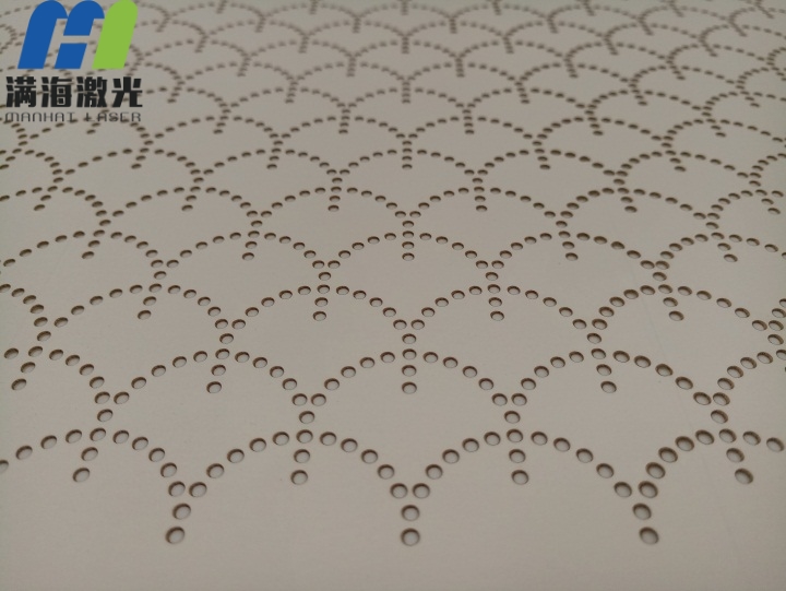 紙質手提袋卡紙激光鏤空加（jiā）工