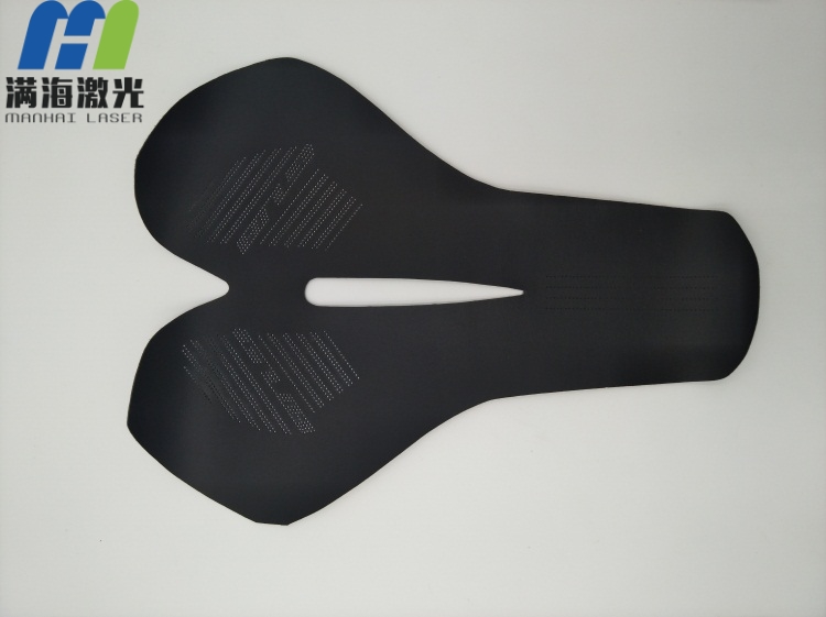 自（zì）行（háng）車真皮坐墊激光（guāng）穿孔（kǒng）