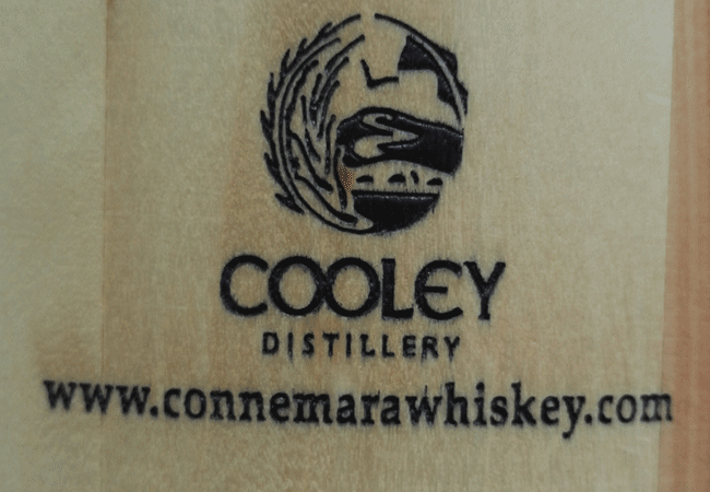 木製酒盒激（jī）光雕刻加工