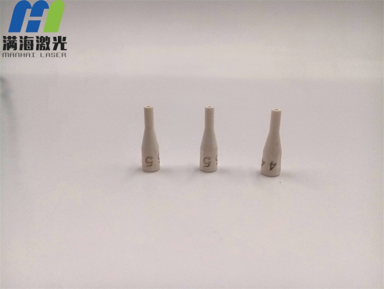 小塑膠帽（mào）激光旋轉（zhuǎn）刻字