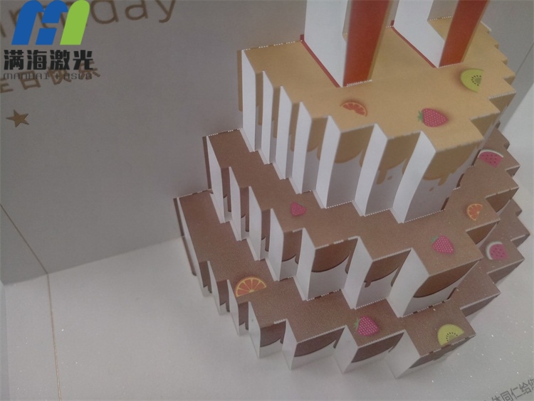紙製立體生日賀卡高難度激光雕花