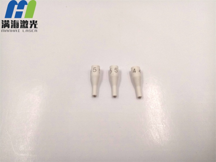 圓形白色（sè）塑膠導管激光鐳雕