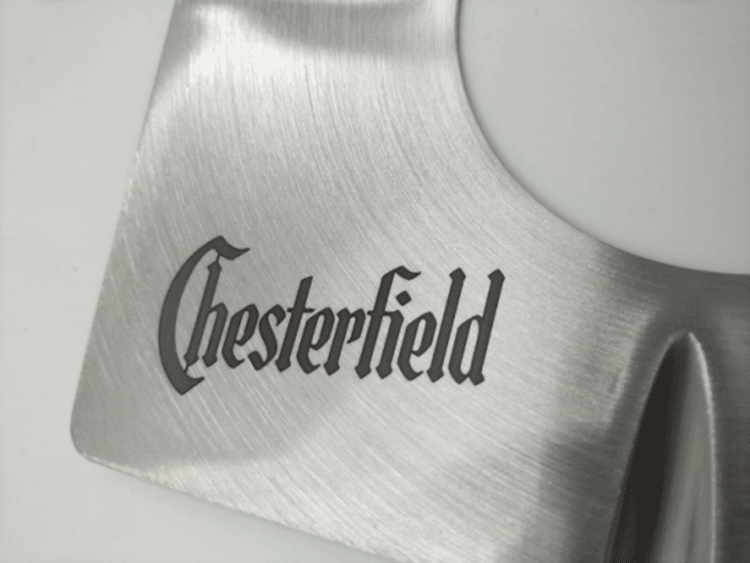 不鏽（xiù）鋼煙灰缸激（jī）光刻字