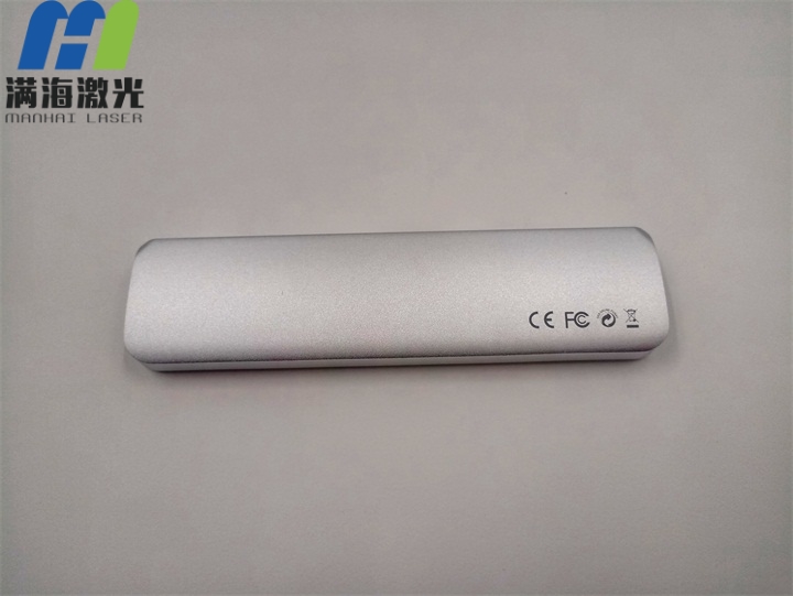 電子（zǐ）產品鋁合金外殼激光打標加工黑（hēi）色效果