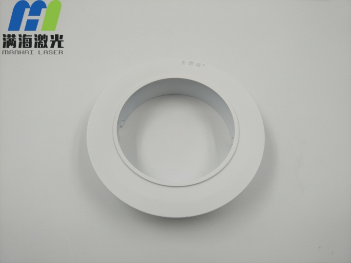 聖堡諾燈飾激光雕（diāo）刻