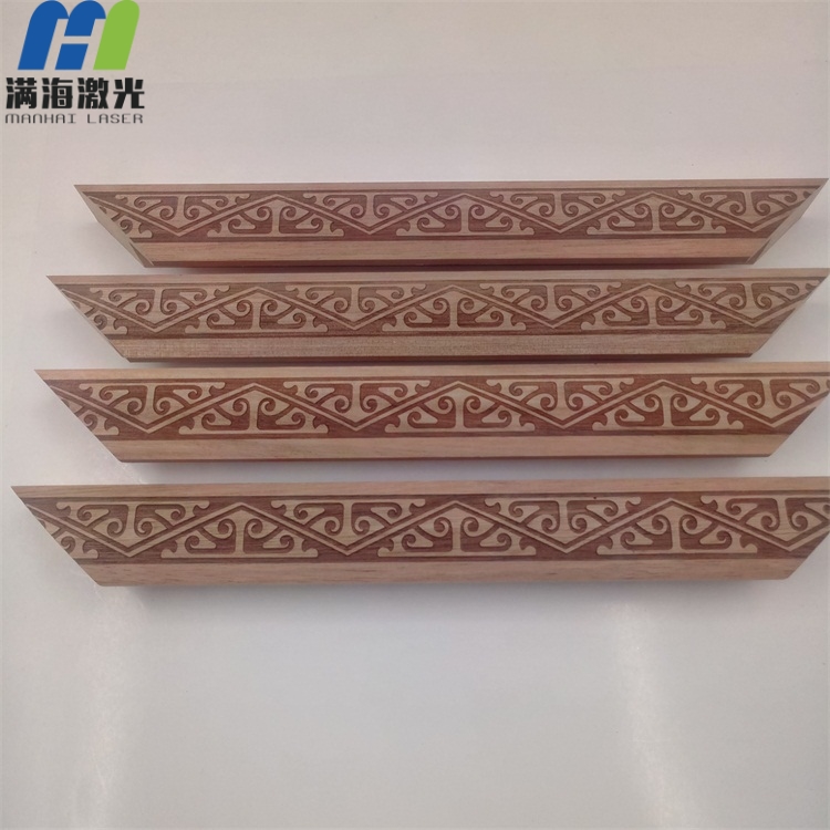 木製品實木相框激（jī）光雕刻加工