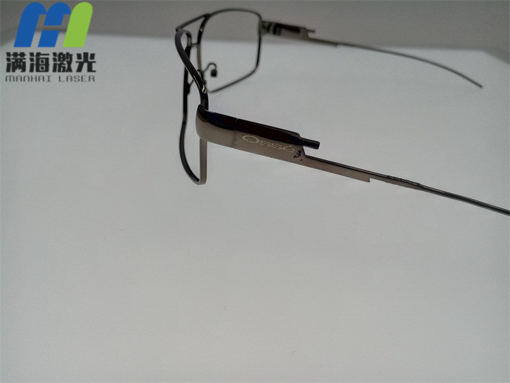 金屬眼鏡腳激光雕（diāo）刻加工 