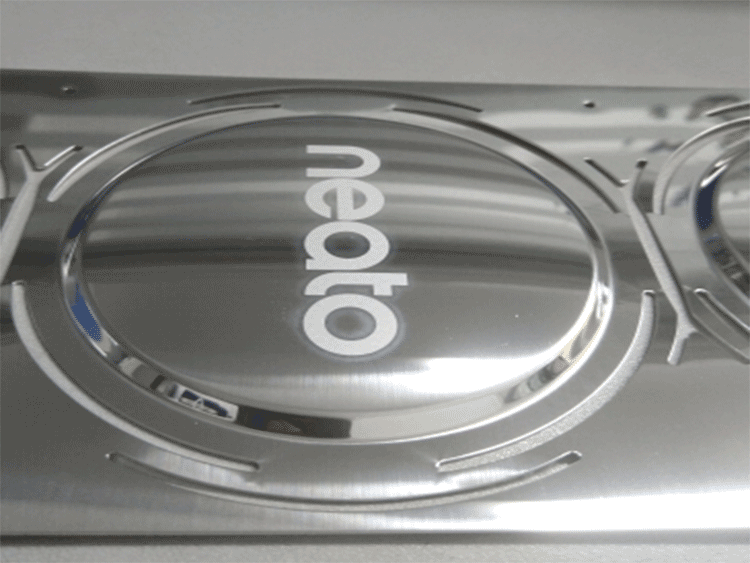 不鏽（xiù）鋼銘（míng）牌激光（guāng）打字（zì）