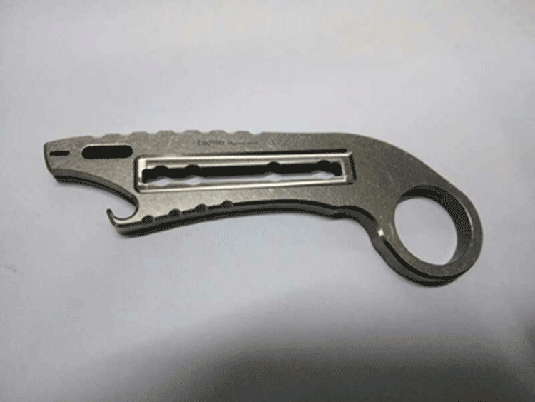 不鏽鋼美工刀（dāo）激光刻字