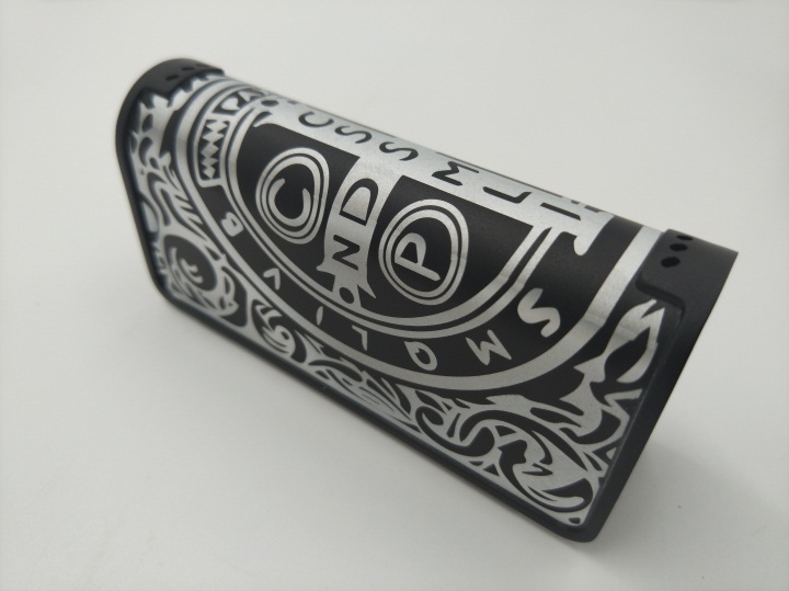 氧化鋁點煙器外殼旋轉激光鐳雕加工