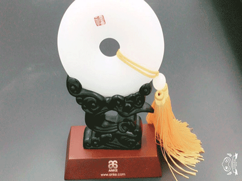 平安扣擺件底座（zuò）激光雕刻