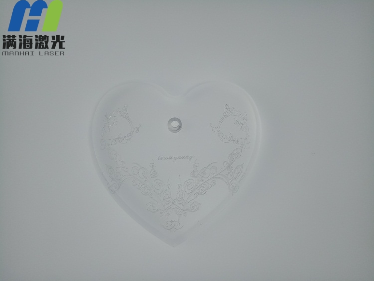 亞克（kè）力定製（zhì）禮品激光鐳射工（gōng）藝