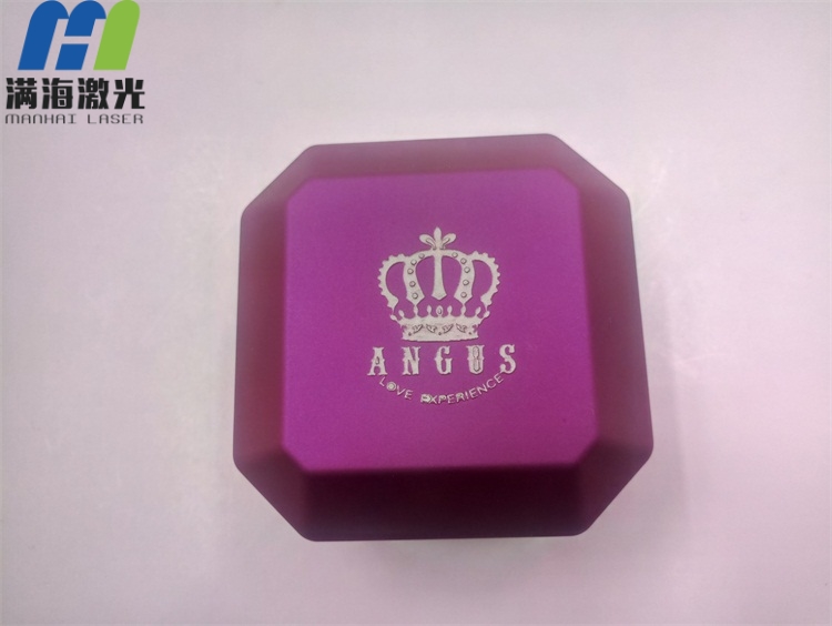 塑膠珠寶盒激光（guāng）鐳射加工過程
