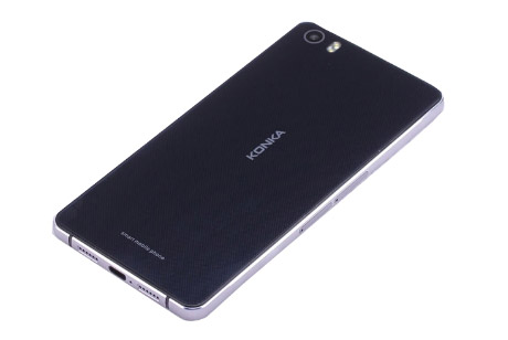 康佳手機中框旋轉打（dǎ）標